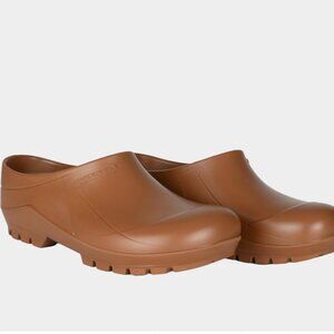 Gardenheir Italian Clogs Women’s Size (38) Caramel/Brown, fit like 8/8.5